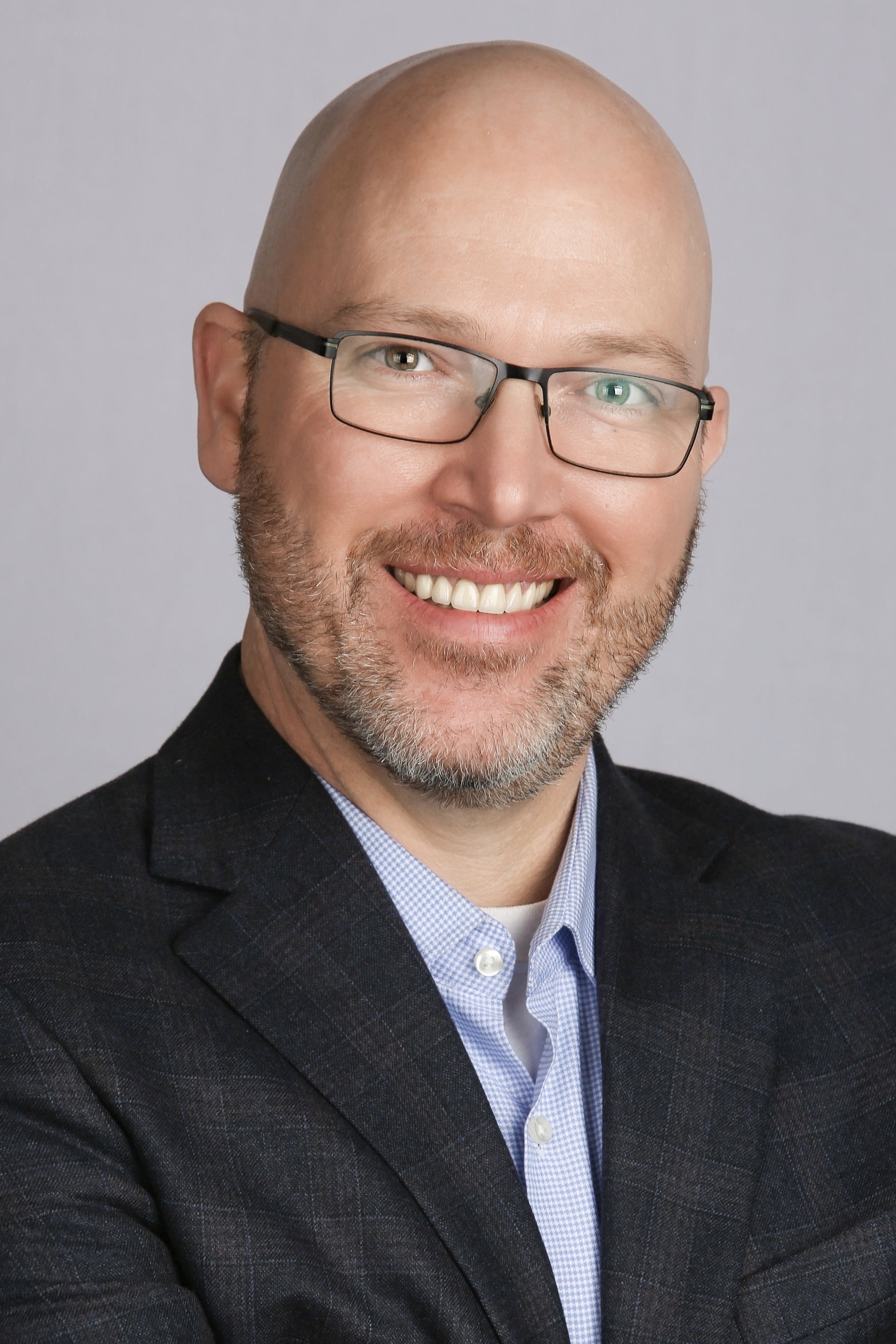 Jason  Crowe